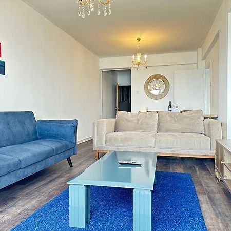 2Br Seafront Apt In City Center With Community Pool Larnaca Exteriér fotografie